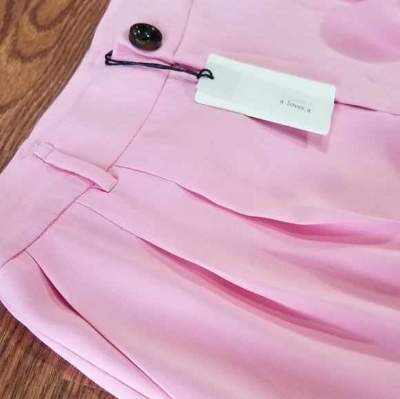 high-waisted cropped bubblegum pink pants (2) - Picture 4 of 11